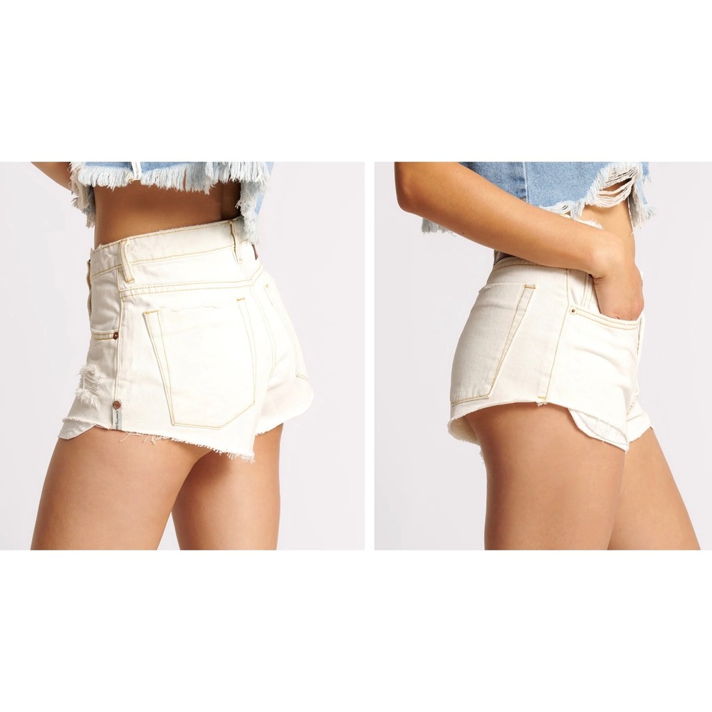 One Teaspoon NEW The One High Waist Cheeky Denim Shorts in Xanthe in Size‎ 28 - Picture 2 of 7